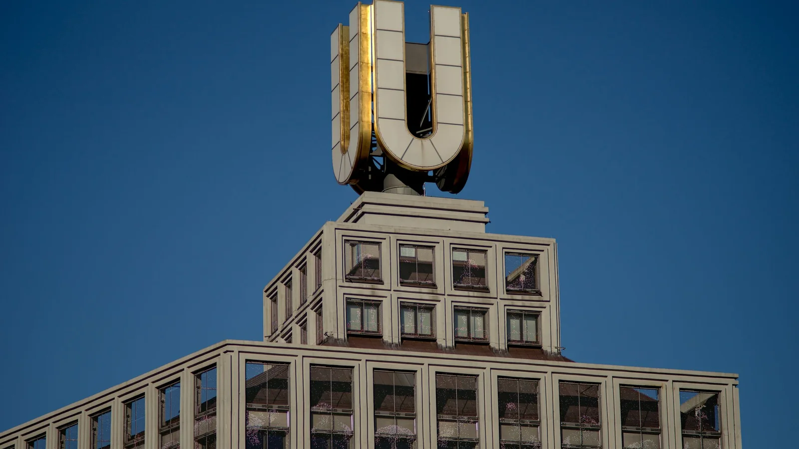Dortmunder U with the golden U on the roof – travelling to Dortmund Airport from the region